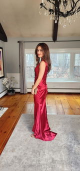 Momina Khan review photo