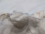 M. review photo