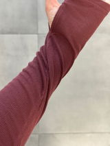 R review photo