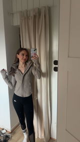 Chiara review photo