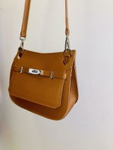 Ullis N. review photo