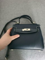 Christin review photo