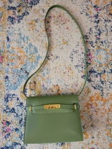 Lyndi review photo