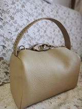 esther r. review photo