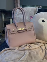 Hana L. review photo