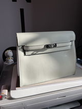 S.L. review photo