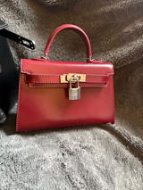 Amalie review photo