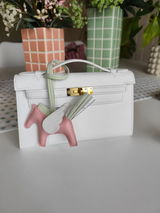 Karoline review photo