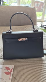 Leonie N. review photo