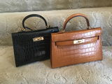 Linda review photo