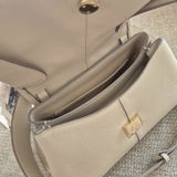 Maria review photo