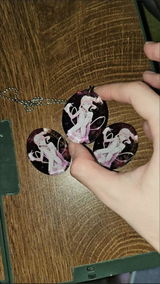 Isabella review photo