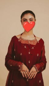 Minahil review photo