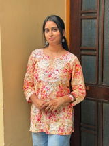 Surabhi . review photo