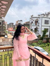 Shreyaa review photo