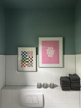 Kundenfoto zu Let That Shit Go Zitat Poster in Pink