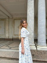 Lela review photo