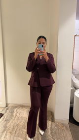 Zeenat Bangi review photo