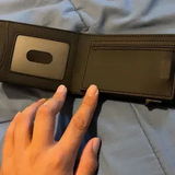 M**o review photo