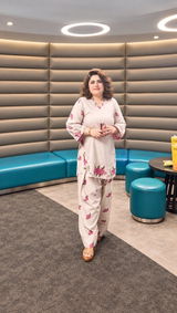 Saima Khan review photo