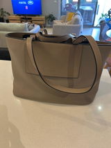 Lisa Atkinson review photo