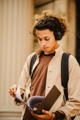 Elizabeth Dampier review photo