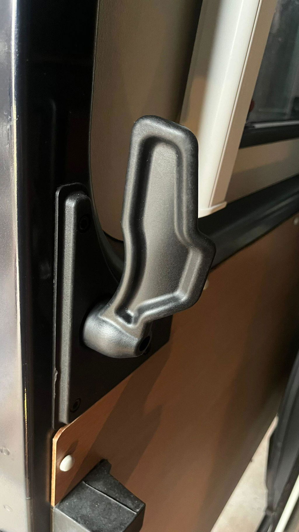 Kundenfoto vom montierten WOMOFIX EasyGrip