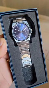 J. review photo