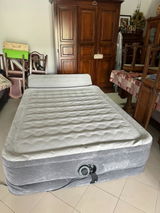 Jeannette review photo