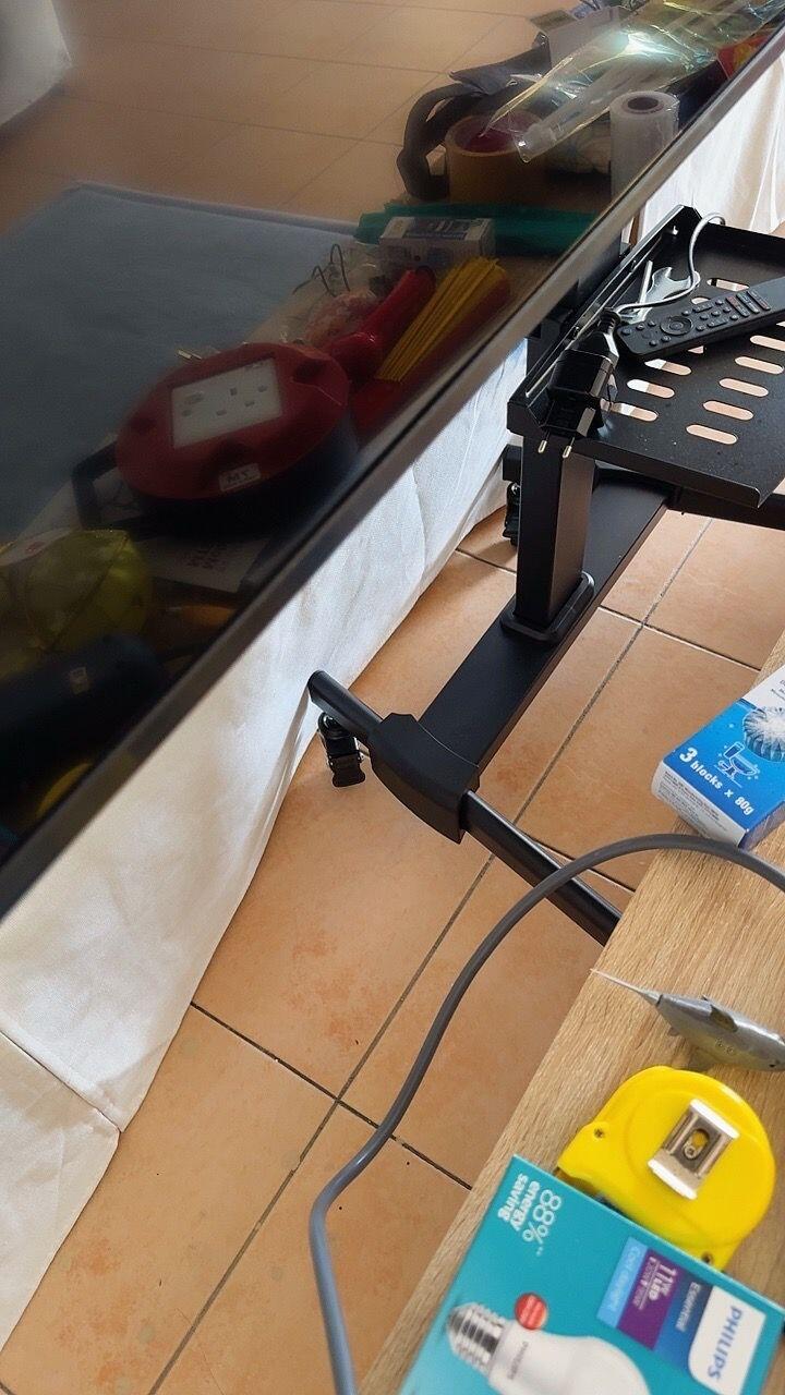 Mobile TV Stand: MTS