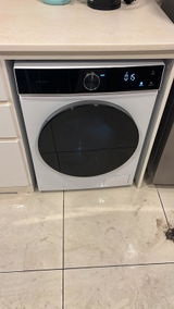 Thomas Loh Loh review photo