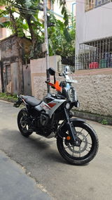 Ayush Debnath review photo