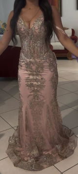 Ani Rodrigo review photo