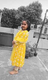 Shikha review photo