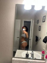 Amajahnae V. review photo