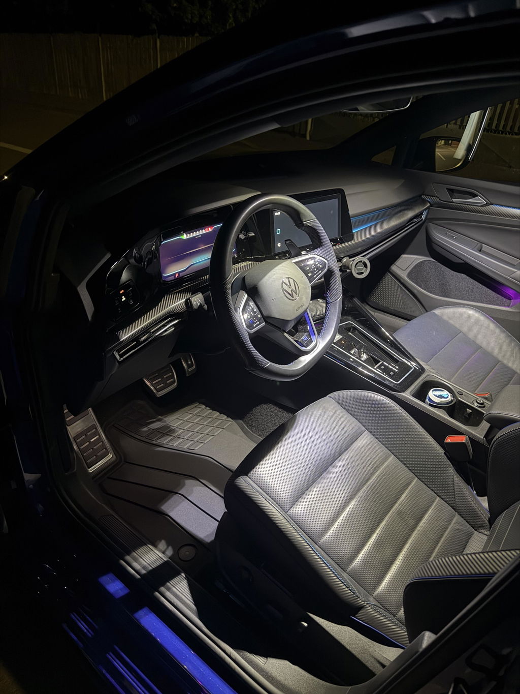 Covorase auto tip tavita Volkswagen Golf 8, an fabricatie 12.2019 - prezent, caroserie hatchback cutie manuala | AP1101