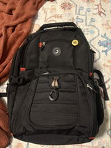 ari review photo