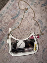 Vera review photo