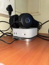 molano review photo