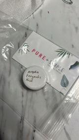 H.K. review photo