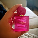 Lady review photo