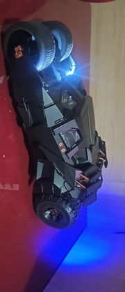 Customer photo for Batmobile Alloy Diecast, 1:18 Light and Sound Model — Gearfinch