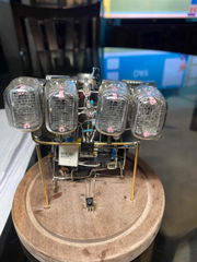 Kundenfoto für IN12-Nixie-Röhrenuhr-Bausatz mit USB-C-Stromversorgung — Gearfinch