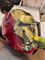 Photo client de Masque Iron Man MK5 activé, visière motorisée — Gearfinch
