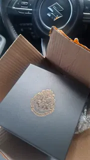 Kundenfoto für Golden-Snitch-Ringbox mit Zauberstab-Schlüssel — Gearfinch