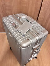 AM review photo