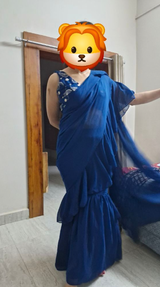 Aditi Vajpayee review photo