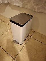 Abie review photo