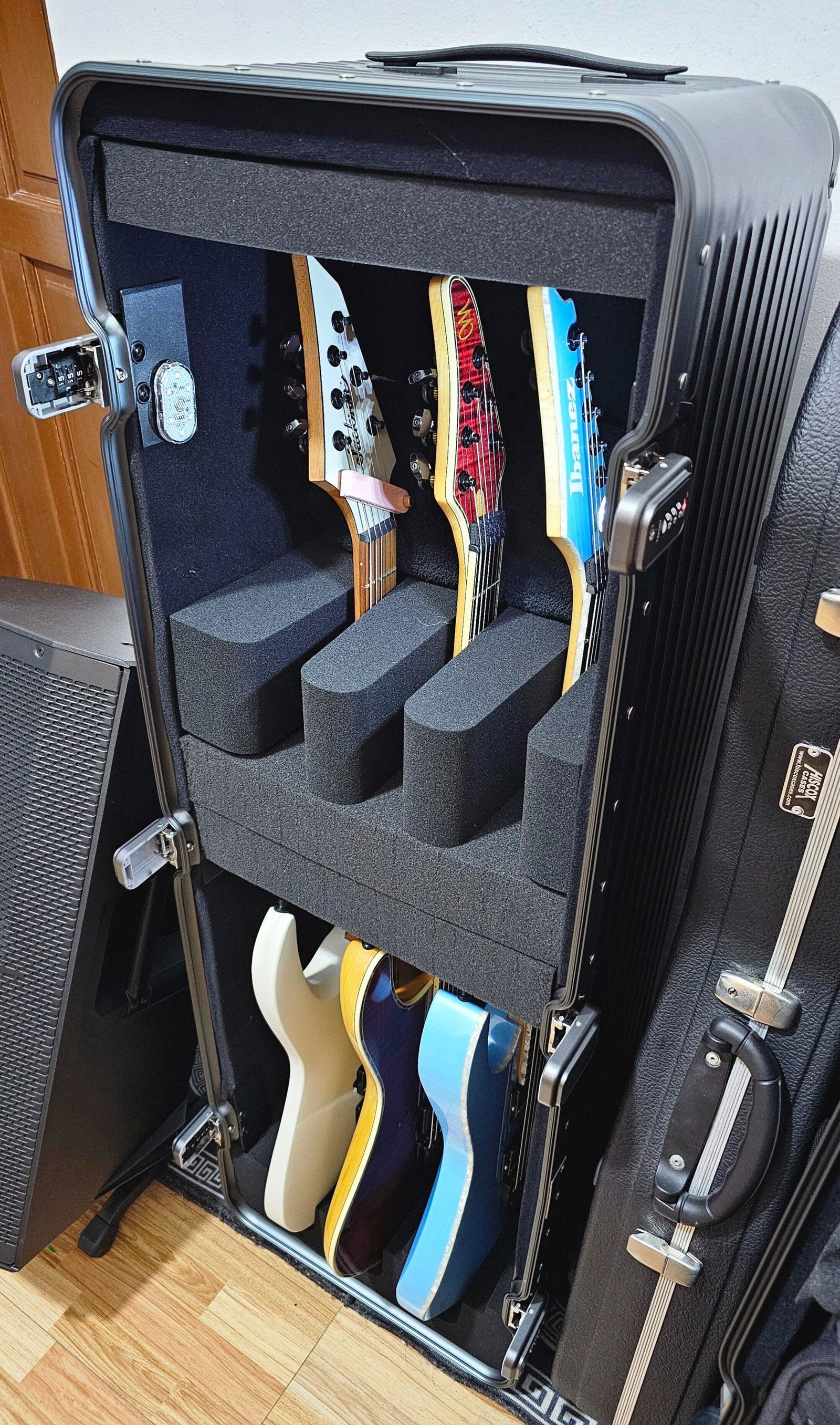 GTX Triple Electric Guitar Case - Flight Safe Touring Vault