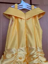 Tais review photo